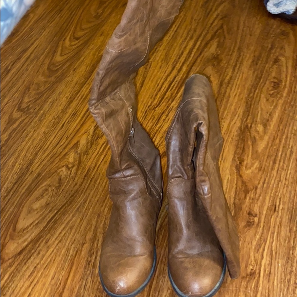 knee high boots